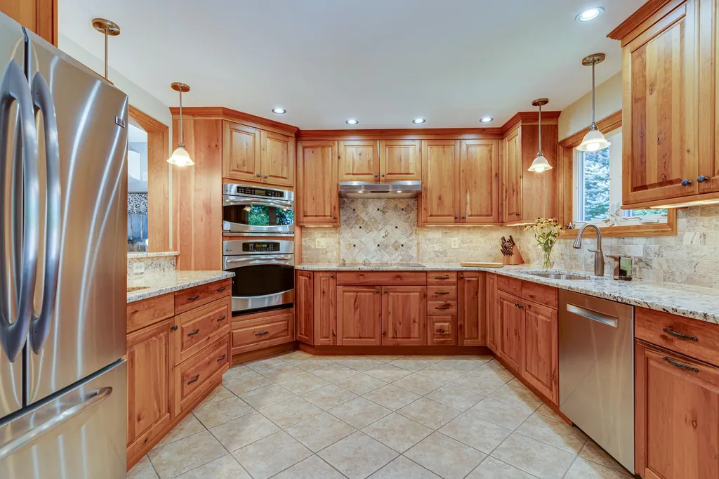 1062 Banfield Road Portsmouth NH 03801