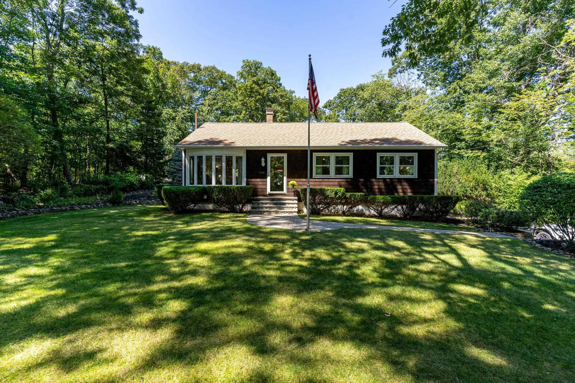1062 Banfield Road Portsmouth NH 03801