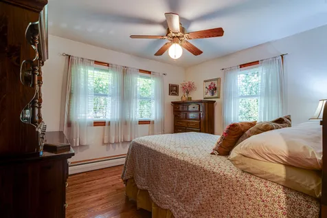 1062 Banfield Road Portsmouth NH 03801