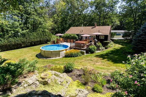 1062 Banfield Road Portsmouth NH 03801