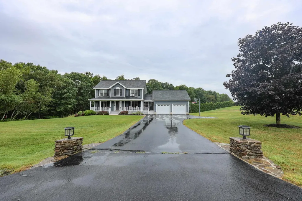 88 Brenton Street Litchfield NH 03052