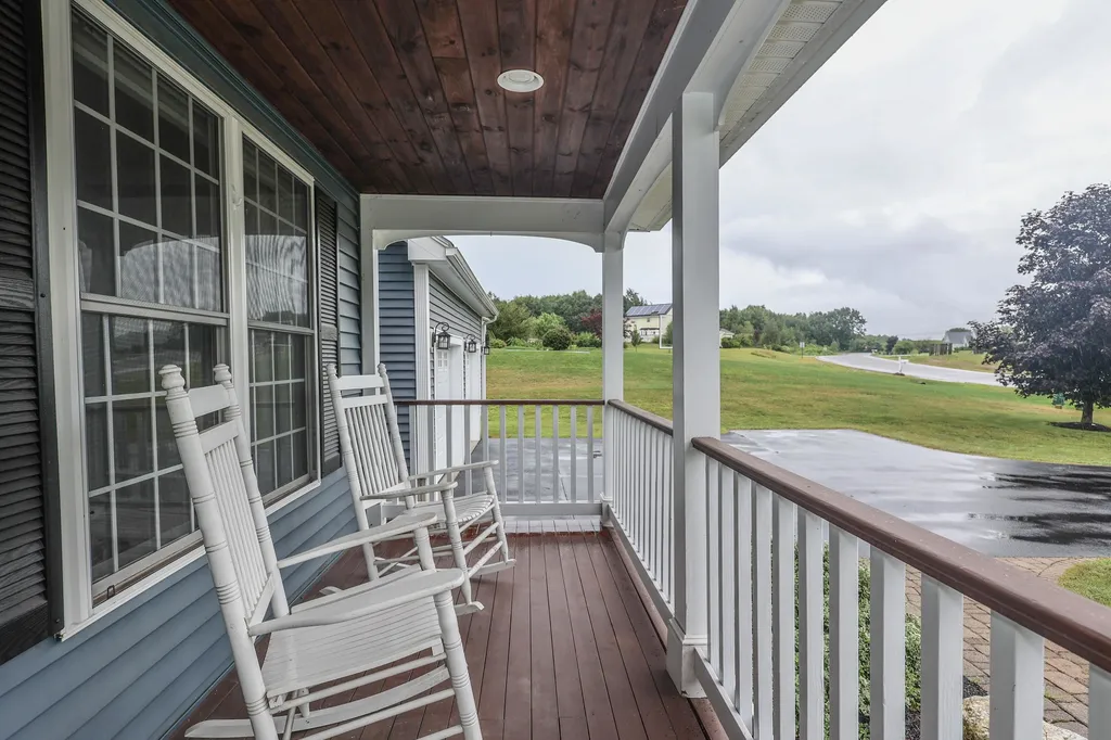 88 Brenton Street Litchfield NH 03052