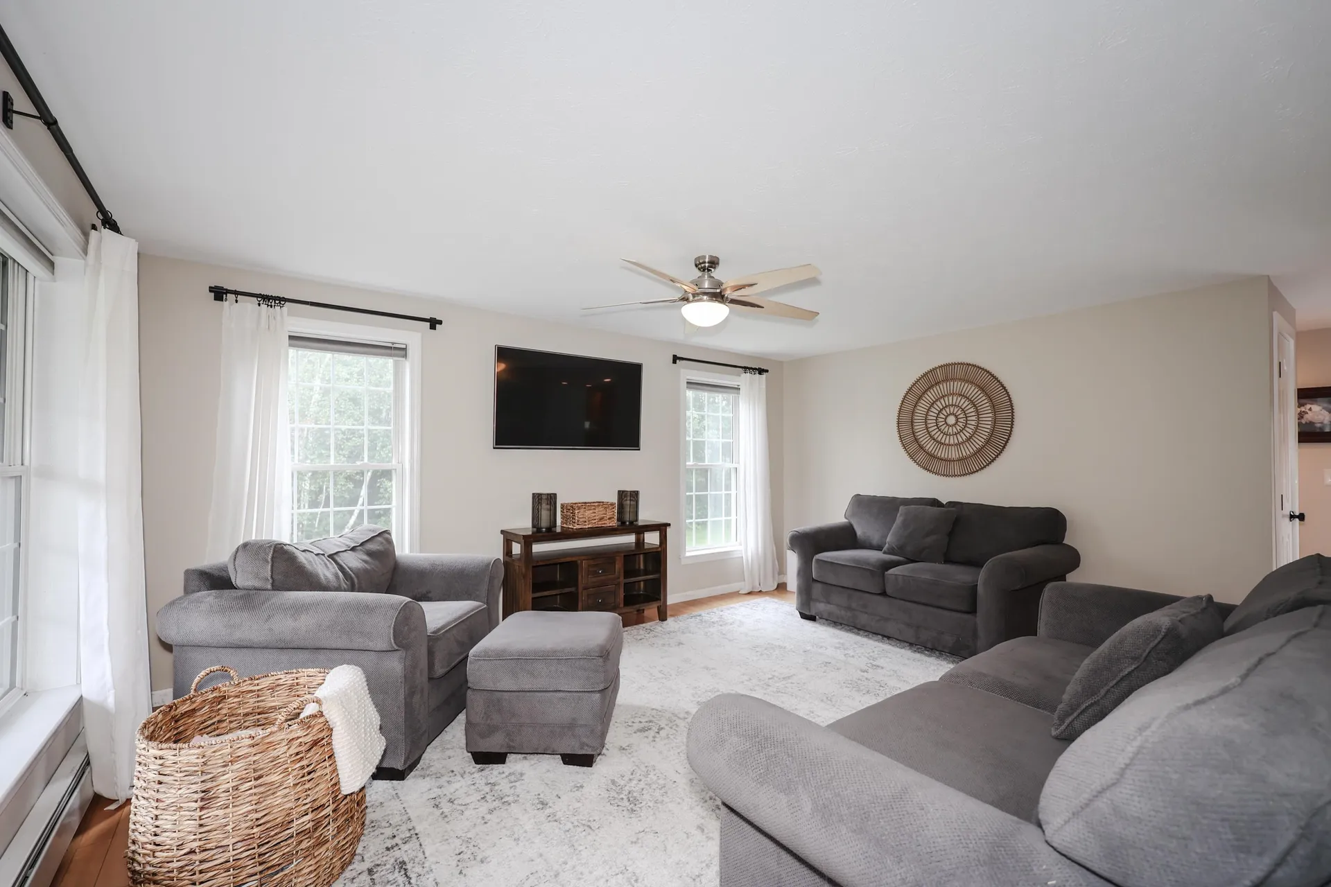 88 Brenton Street Litchfield NH 03052