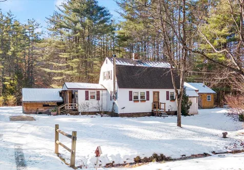 35 Kelley Pond Road New Hampton NH 03256