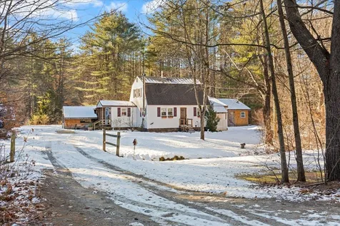 35 Kelley Pond Road New Hampton NH 03256