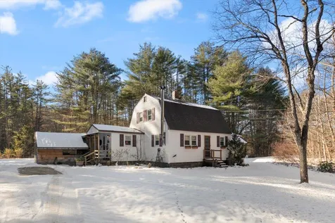 35 Kelley Pond Road New Hampton NH 03256