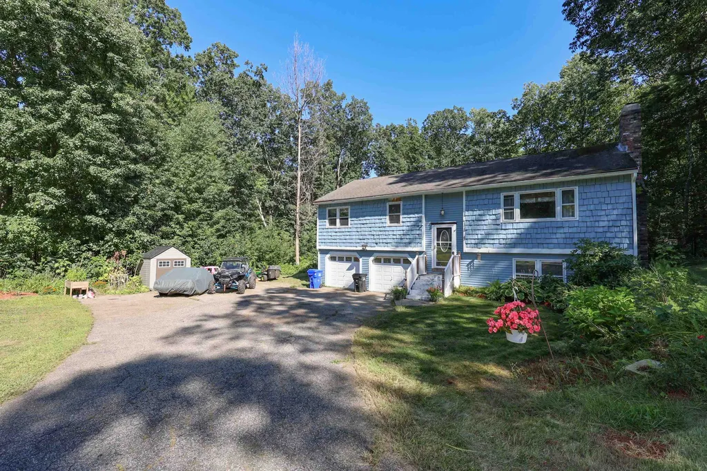 41 Heritage Circle Hudson NH 03051