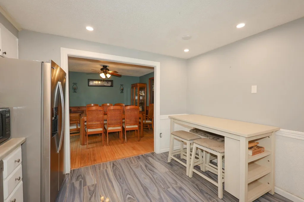 41 Heritage Circle Hudson NH 03051