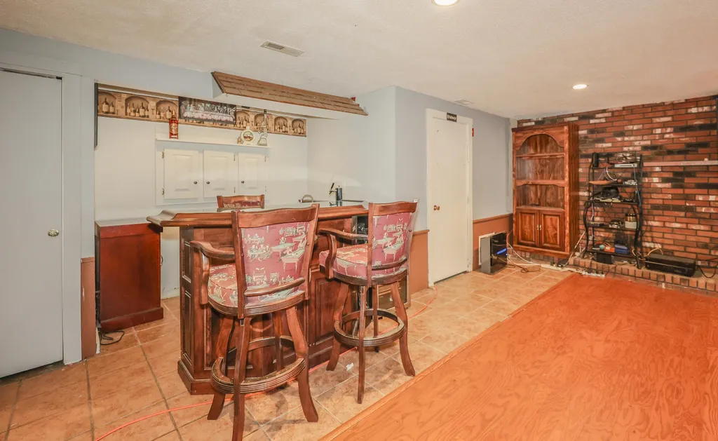 41 Heritage Circle Hudson NH 03051