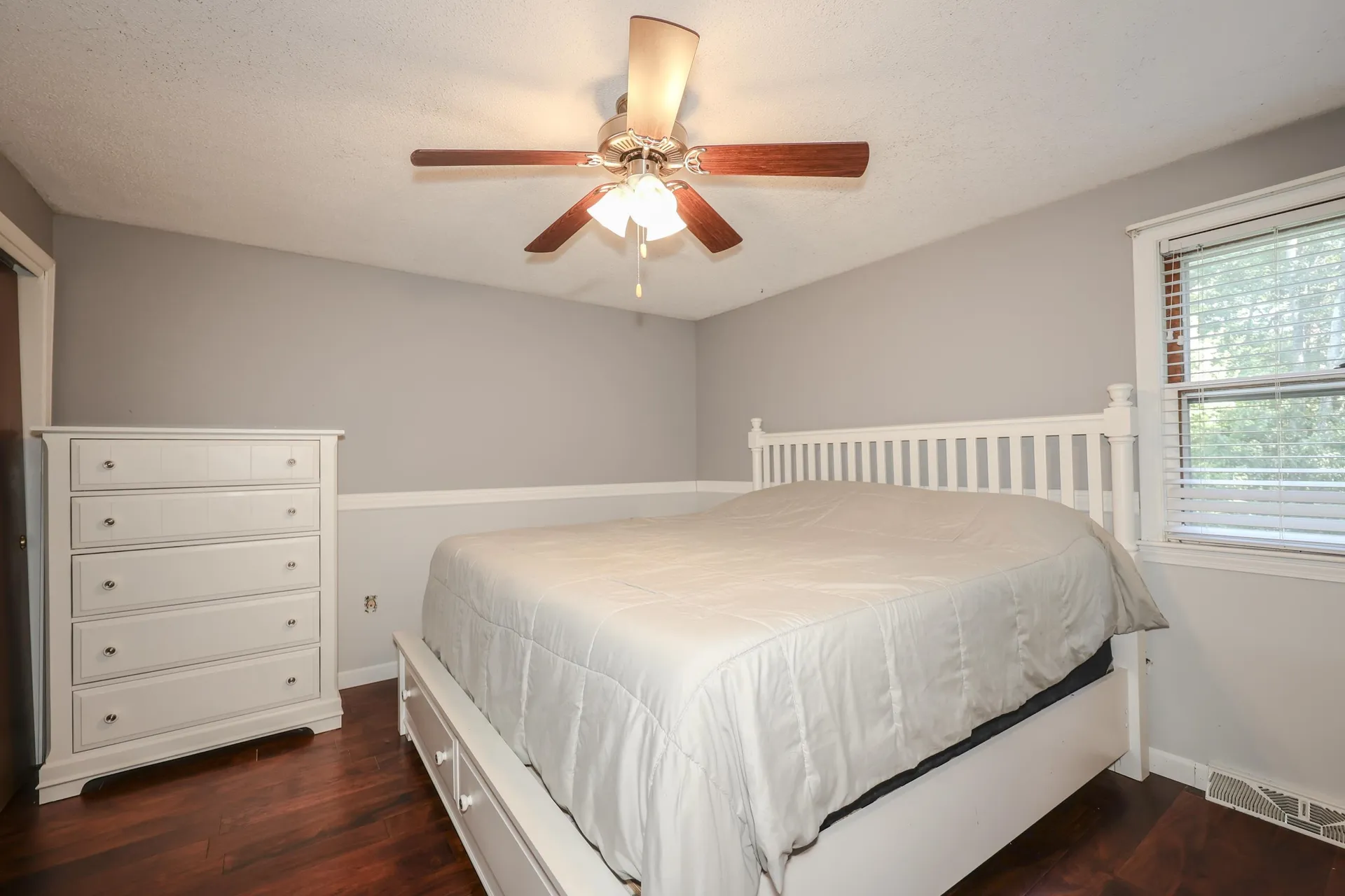 41 Heritage Circle Hudson NH 03051