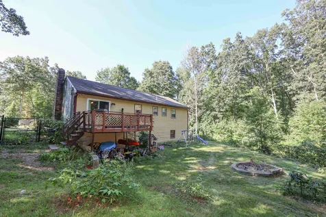 41 Heritage Circle Hudson NH 03051