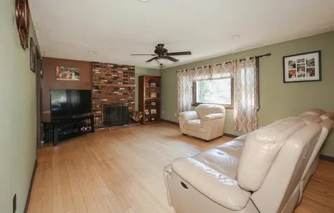 41 Heritage Circle Hudson NH 03051