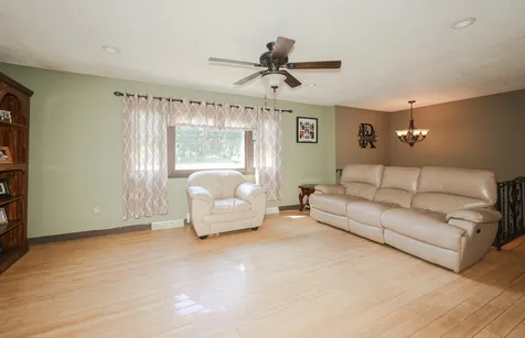 41 Heritage Circle Hudson NH 03051