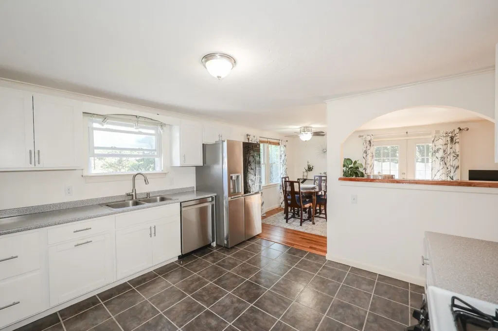 360 Calef Hill Road Tilton NH 03276