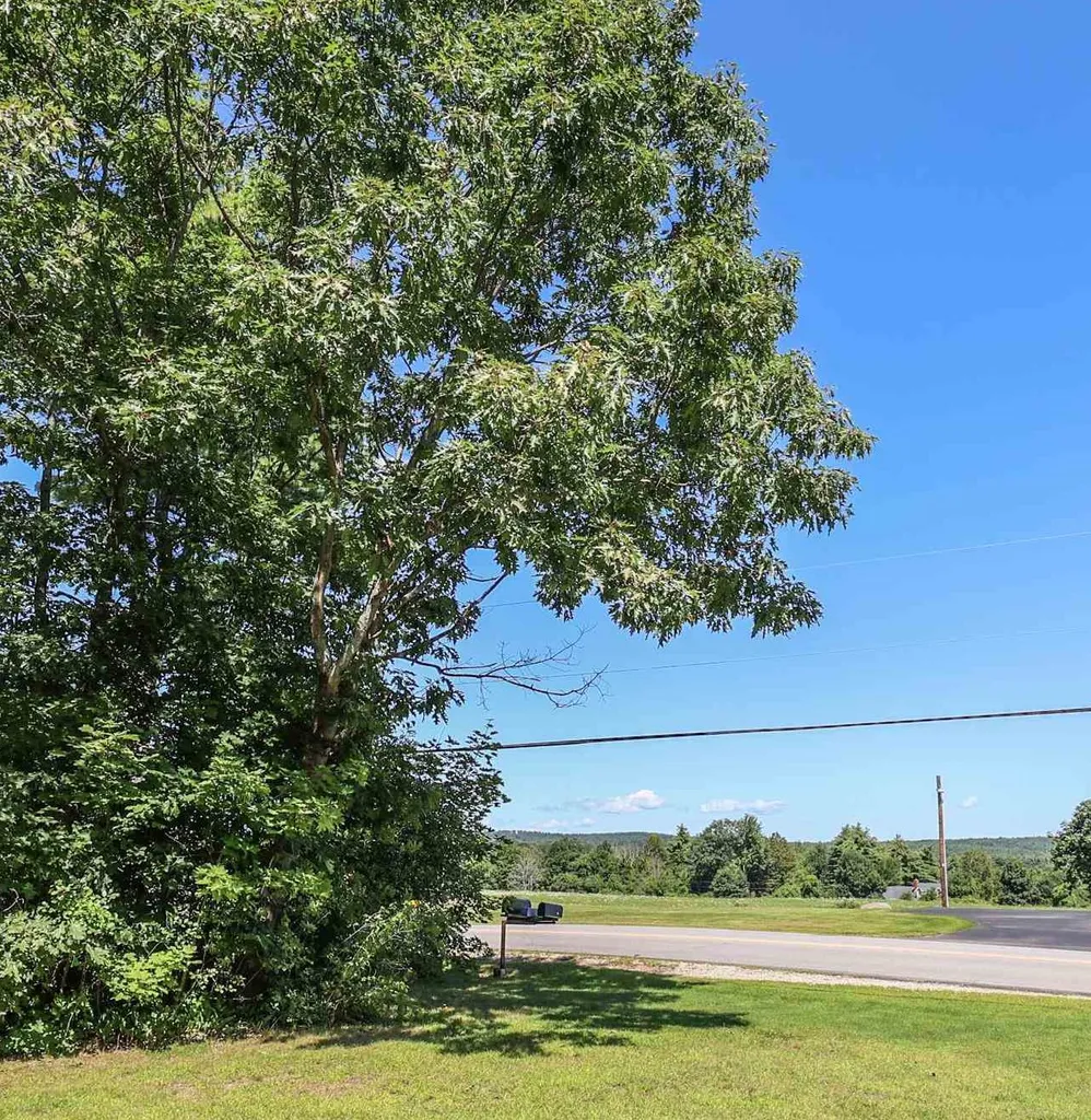 360 Calef Hill Road Tilton NH 03276