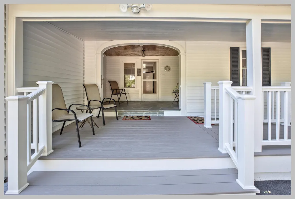102 Mayhew Turnpike Hebron NH 03241