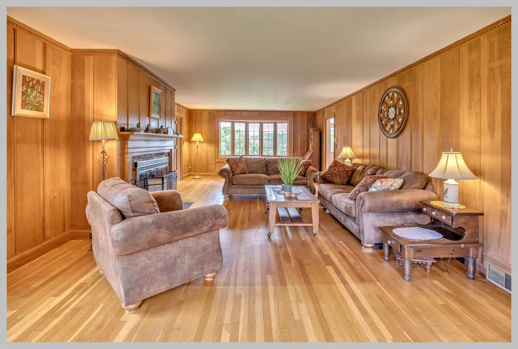 102 Mayhew Turnpike Hebron NH 03241