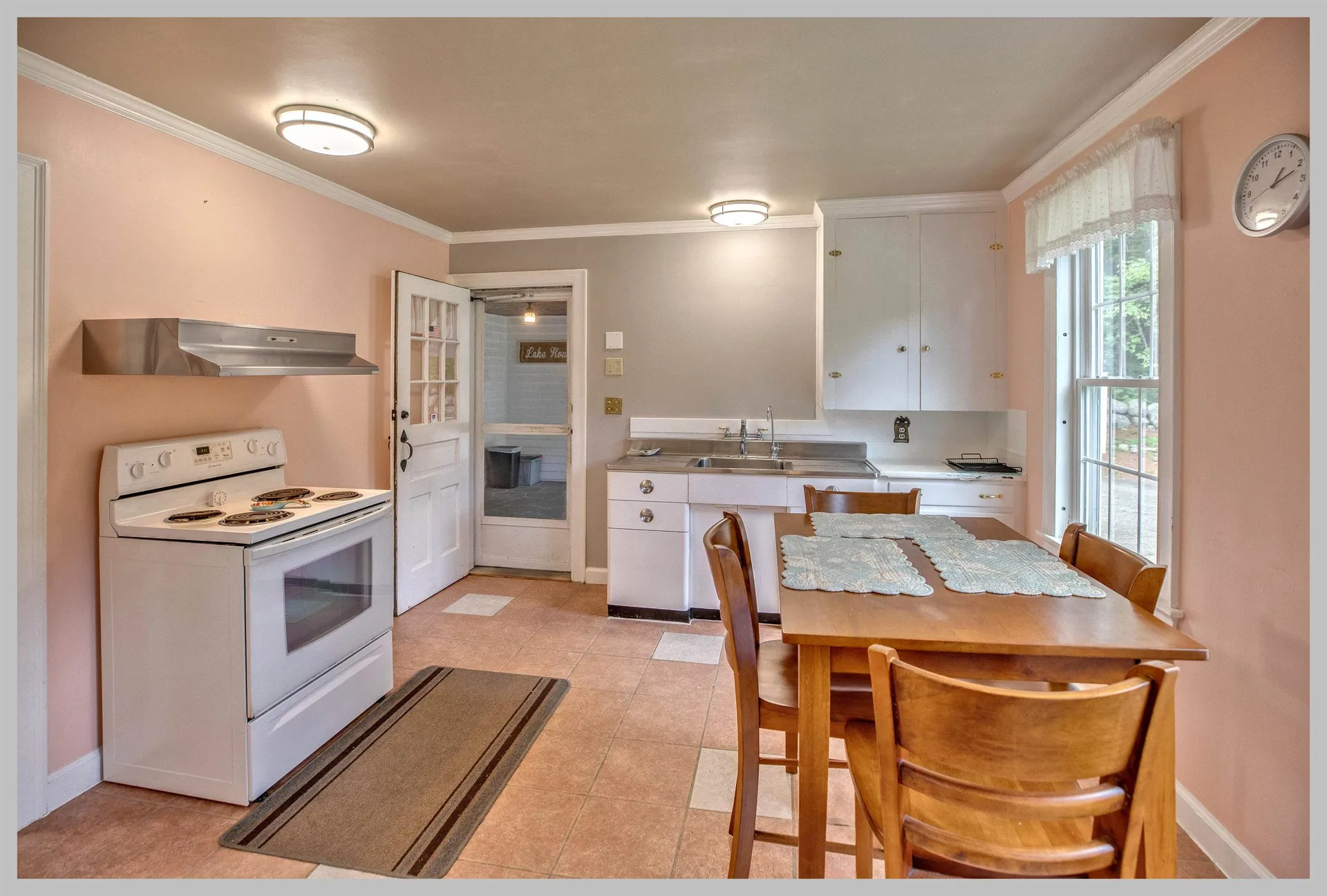 102 Mayhew Turnpike Hebron NH 03241