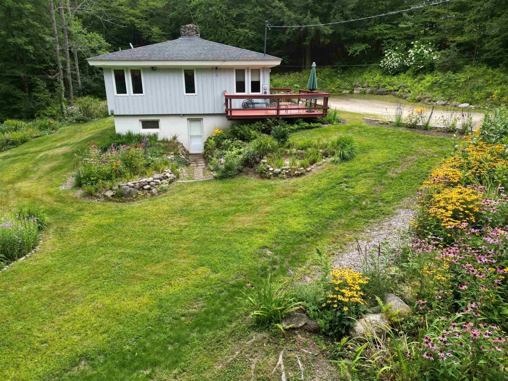 30 Deckmans Road Danbury NH 03230