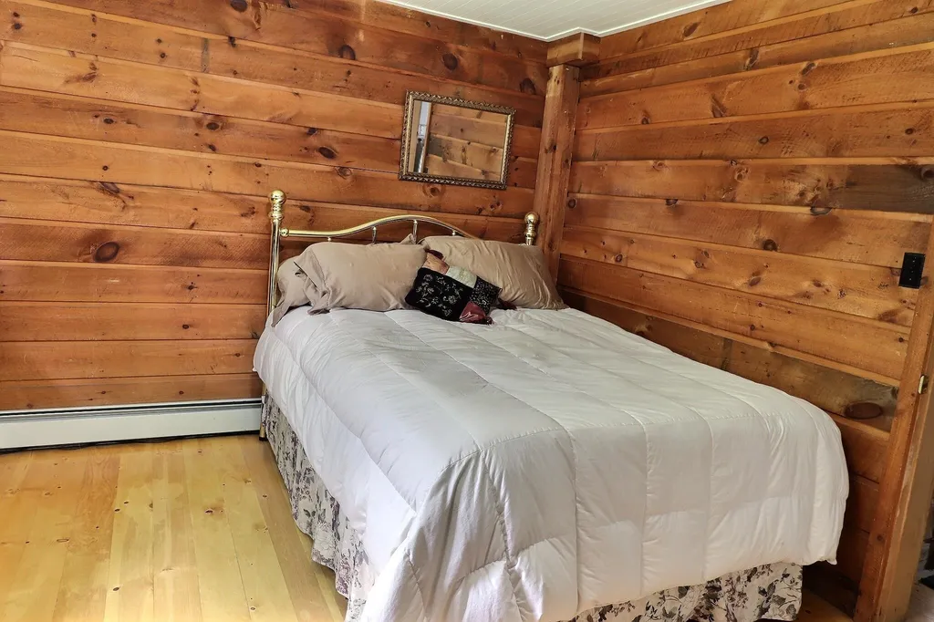 30 Deckmans Road Danbury NH 03230