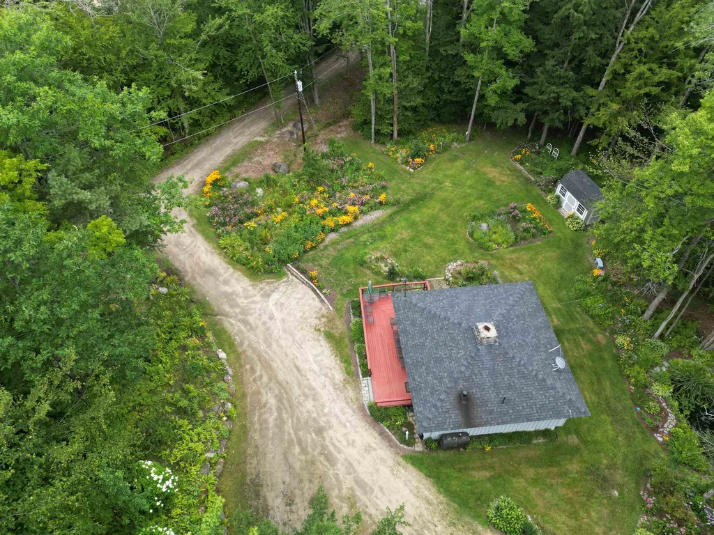 30 Deckmans Road Danbury NH 03230