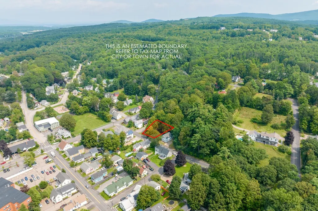 12 Hill Street Laconia NH 03246