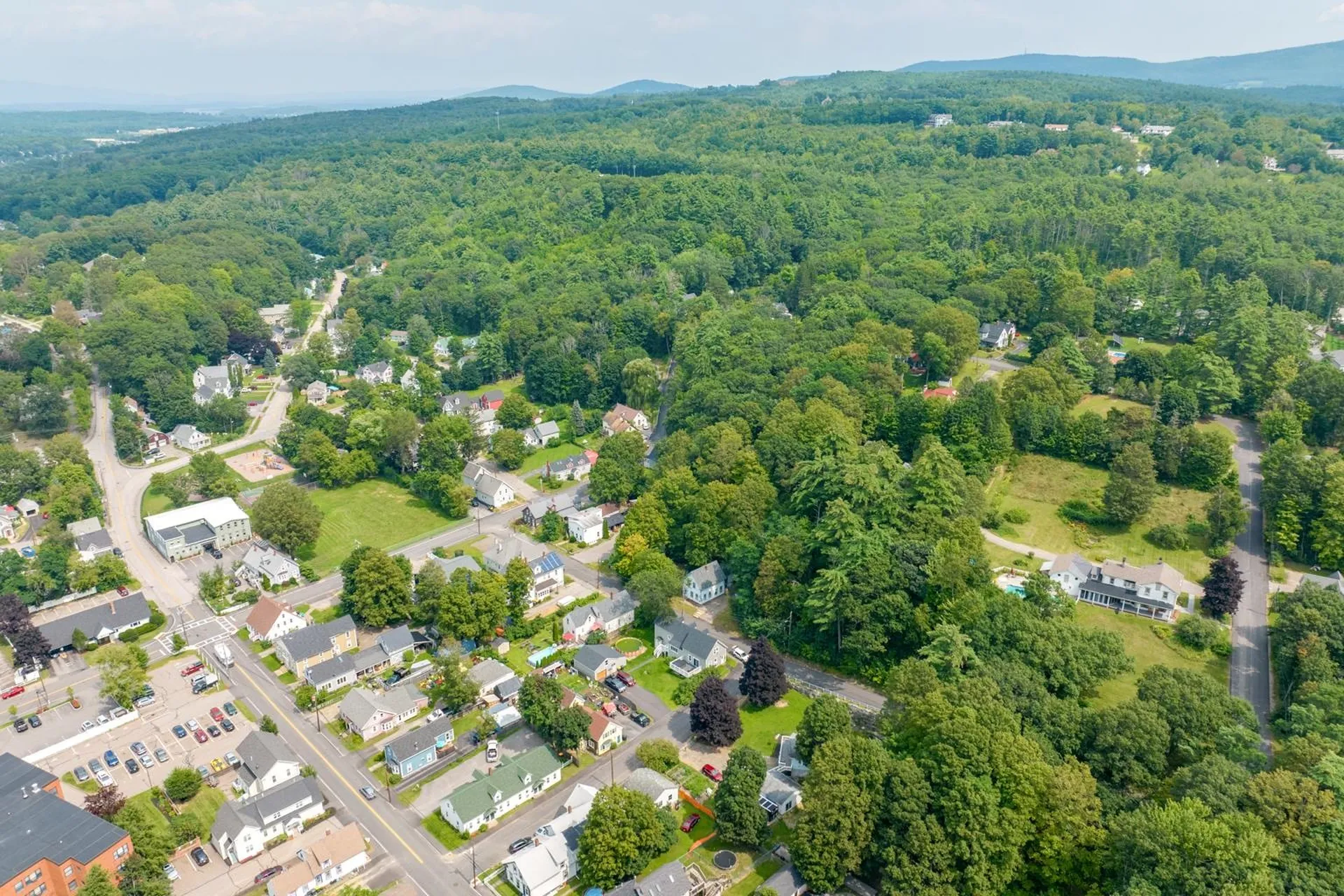 12 Hill Street Laconia NH 03246