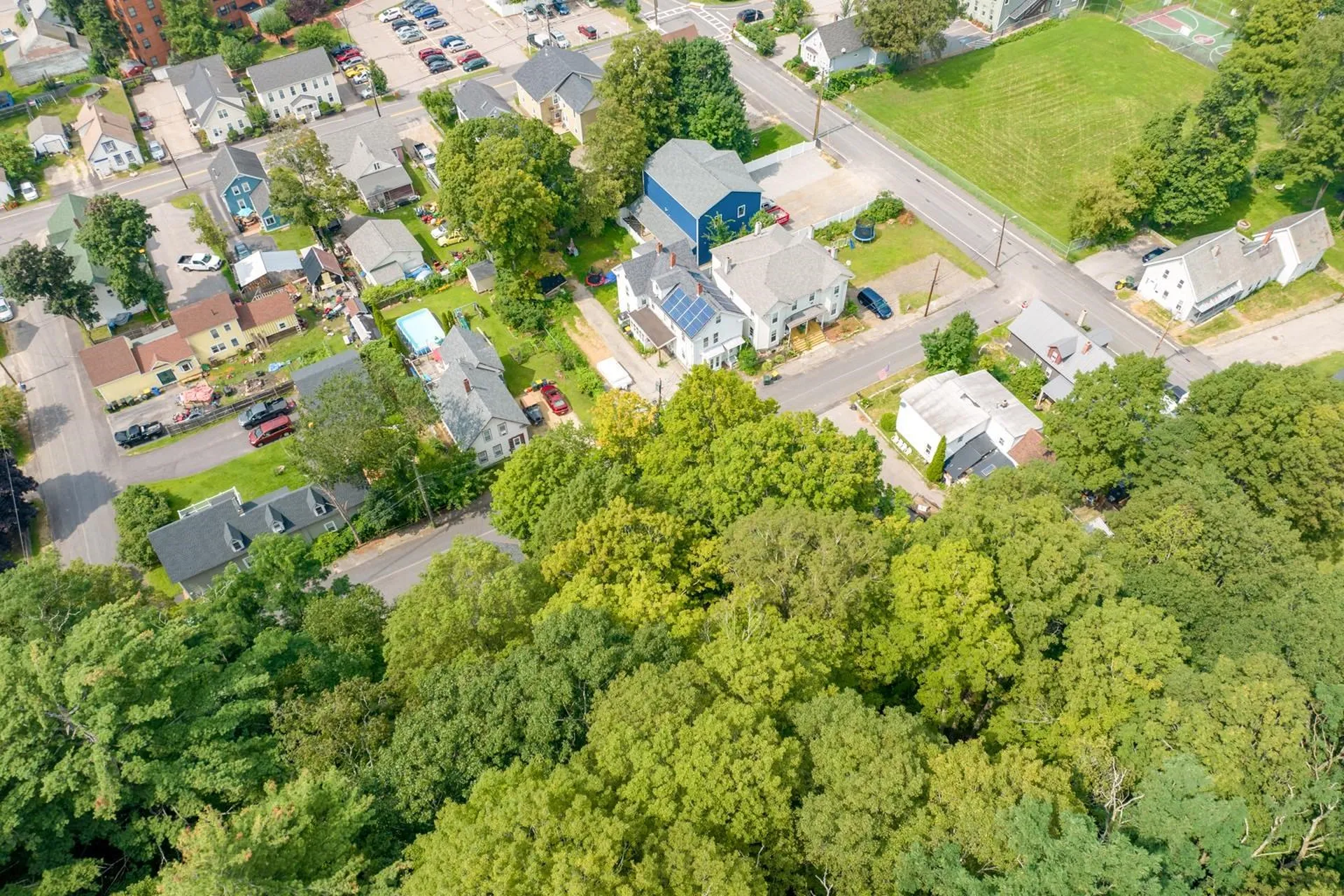 12 Hill Street Laconia NH 03246