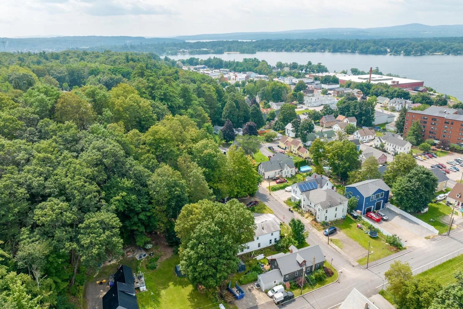 12 Hill Street Laconia NH 03246