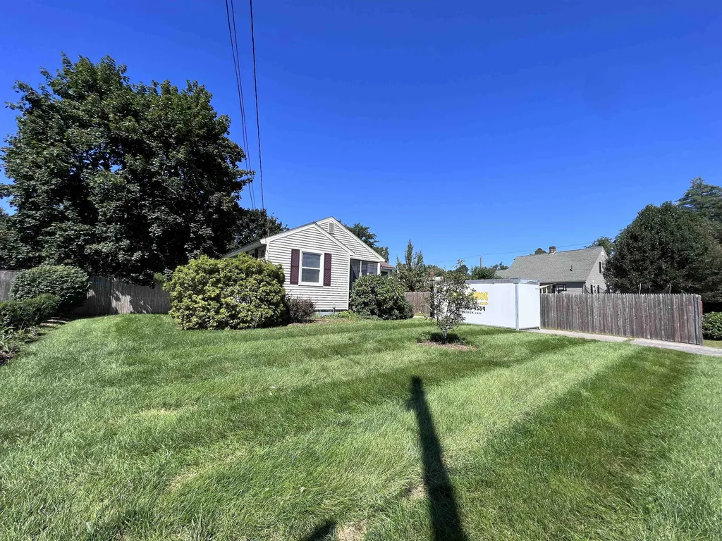 120 Newgate Circle Manchester NH 03102