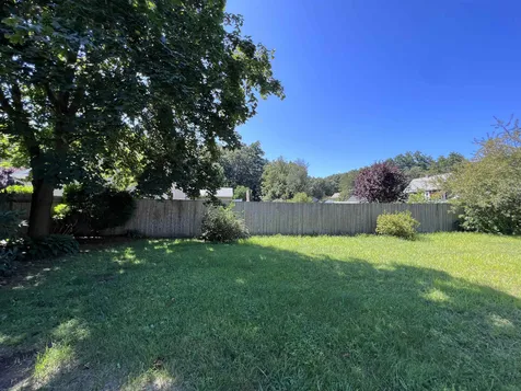 120 Newgate Circle Manchester NH 03102