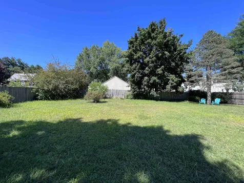 120 Newgate Circle Manchester NH 03102