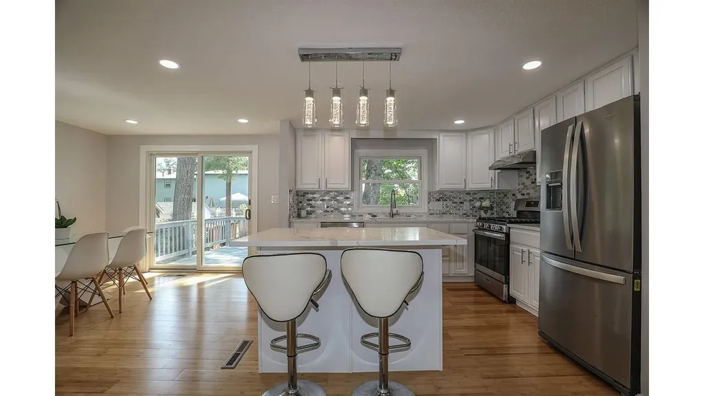 10 Wellesley Road Nashua NH 03062