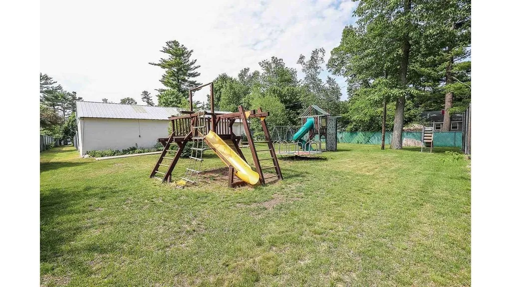 10 Wellesley Road Nashua NH 03062