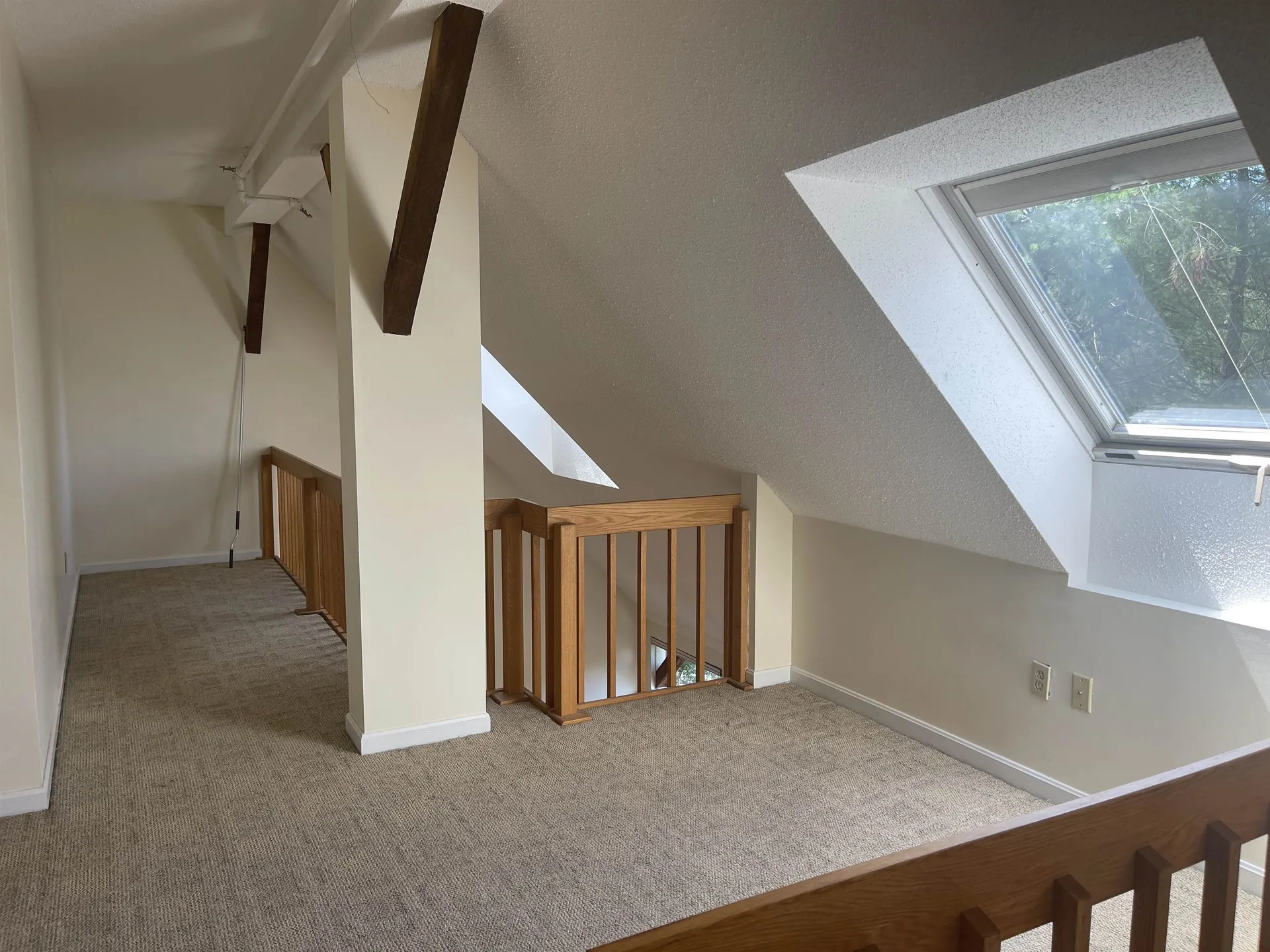 16 Hemlock Ridge Hartford VT 05001