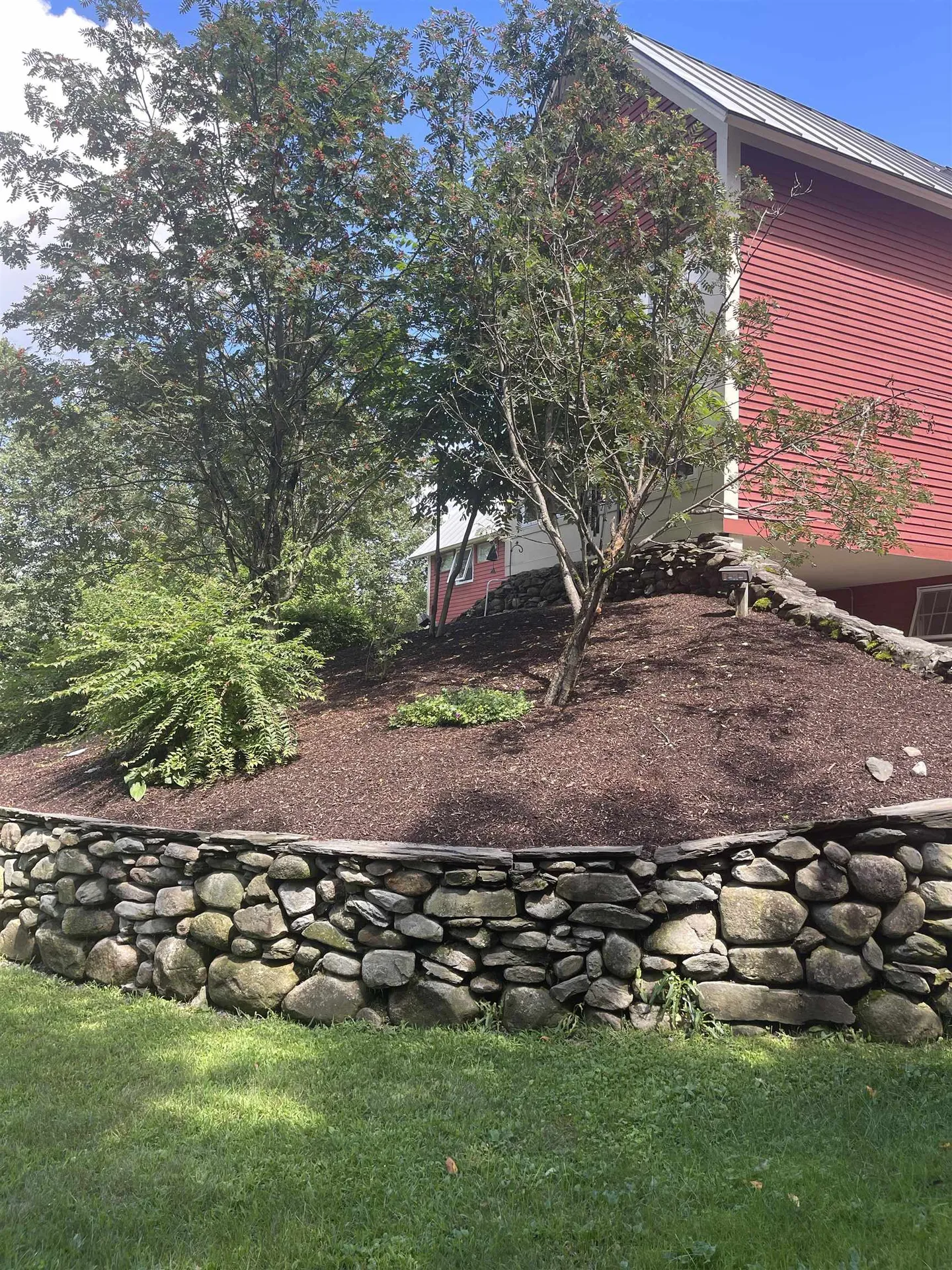 16 Hemlock Ridge Hartford VT 05001