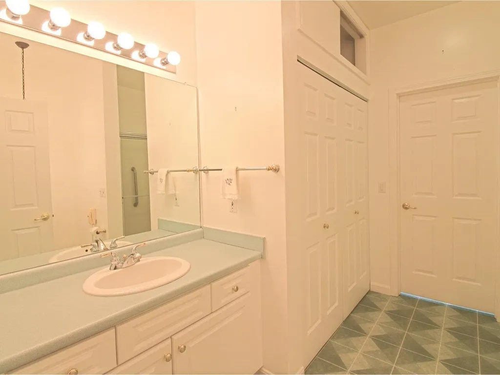 356 Meadowrun Road Williston VT 05495