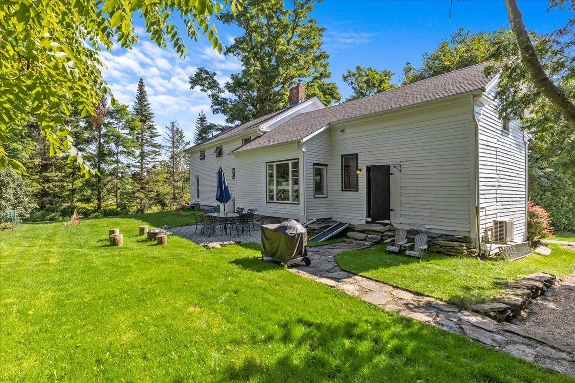 154 Skunk Hollow Jericho VT 05465