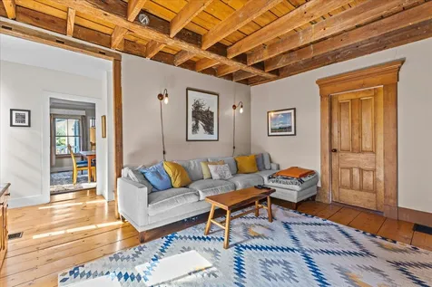 154 Skunk Hollow Jericho VT 05465