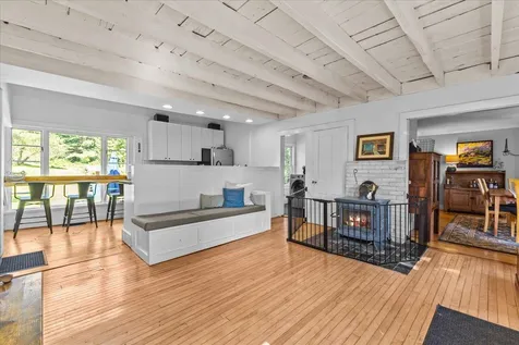 154 Skunk Hollow Jericho VT 05465