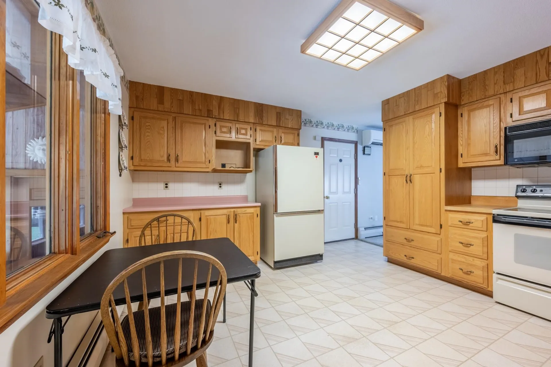 4 Sandy Lane Newport NH 03773