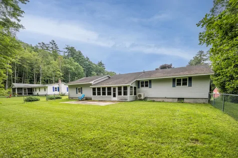 4 Sandy Lane Newport NH 03773