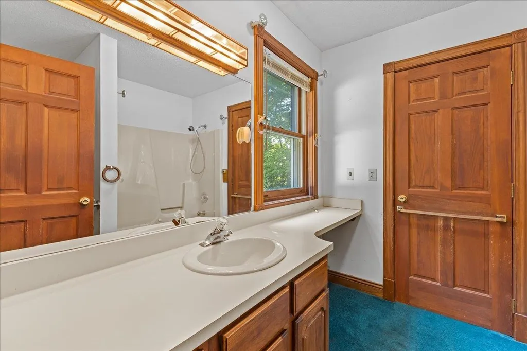 84 Leclair Drive Colchester VT 05446