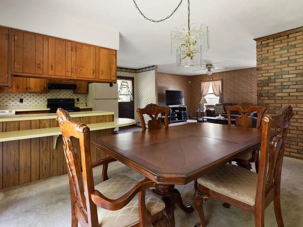 223 Swamp Road Hinesburg VT 05461