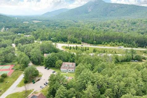 17 Seasons At Attitash Road Bartlett NH 03812