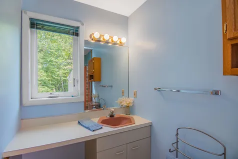 29 Thayer Bay Circle Colchester VT 05446