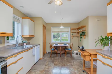29 Thayer Bay Circle Colchester VT 05446