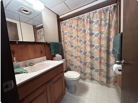 50 Riley Road Alton NH 03810