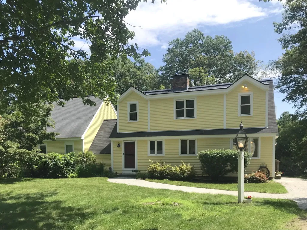 22 Arundel Road Peterborough NH 03458-1626