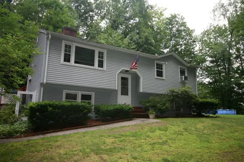 1 Washington Drive Raymond NH 03077